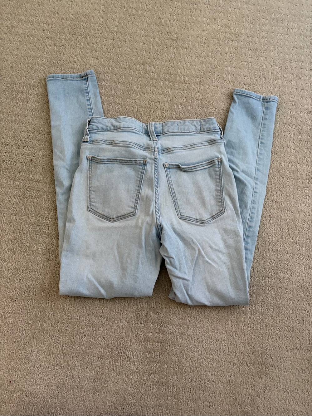 Universal Thread Light Blue High Rise Skinny Jeans - Picture 2 of 3